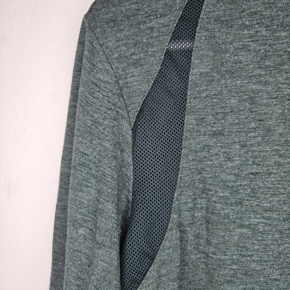 Long Sleeve Green Tee Sz L - Picture 6 of 8